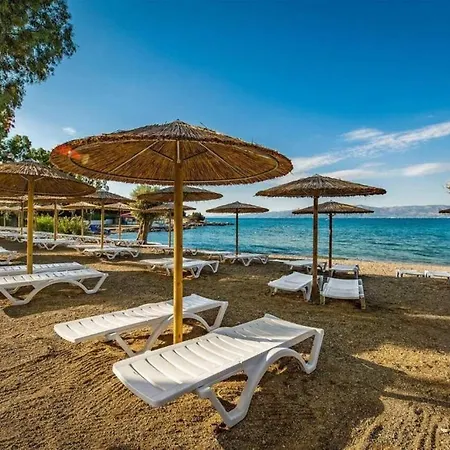 Evia Riviera