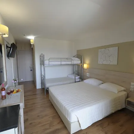 Evia Riviera
